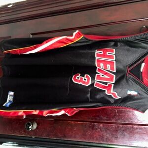 Wade alternate jersey
